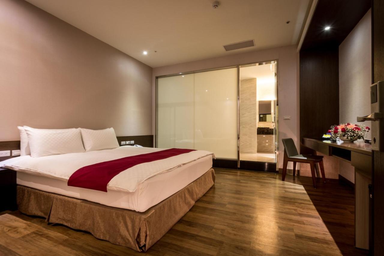 טאינאן Jai Chateau Hotels & Hostels מראה חיצוני תמונה