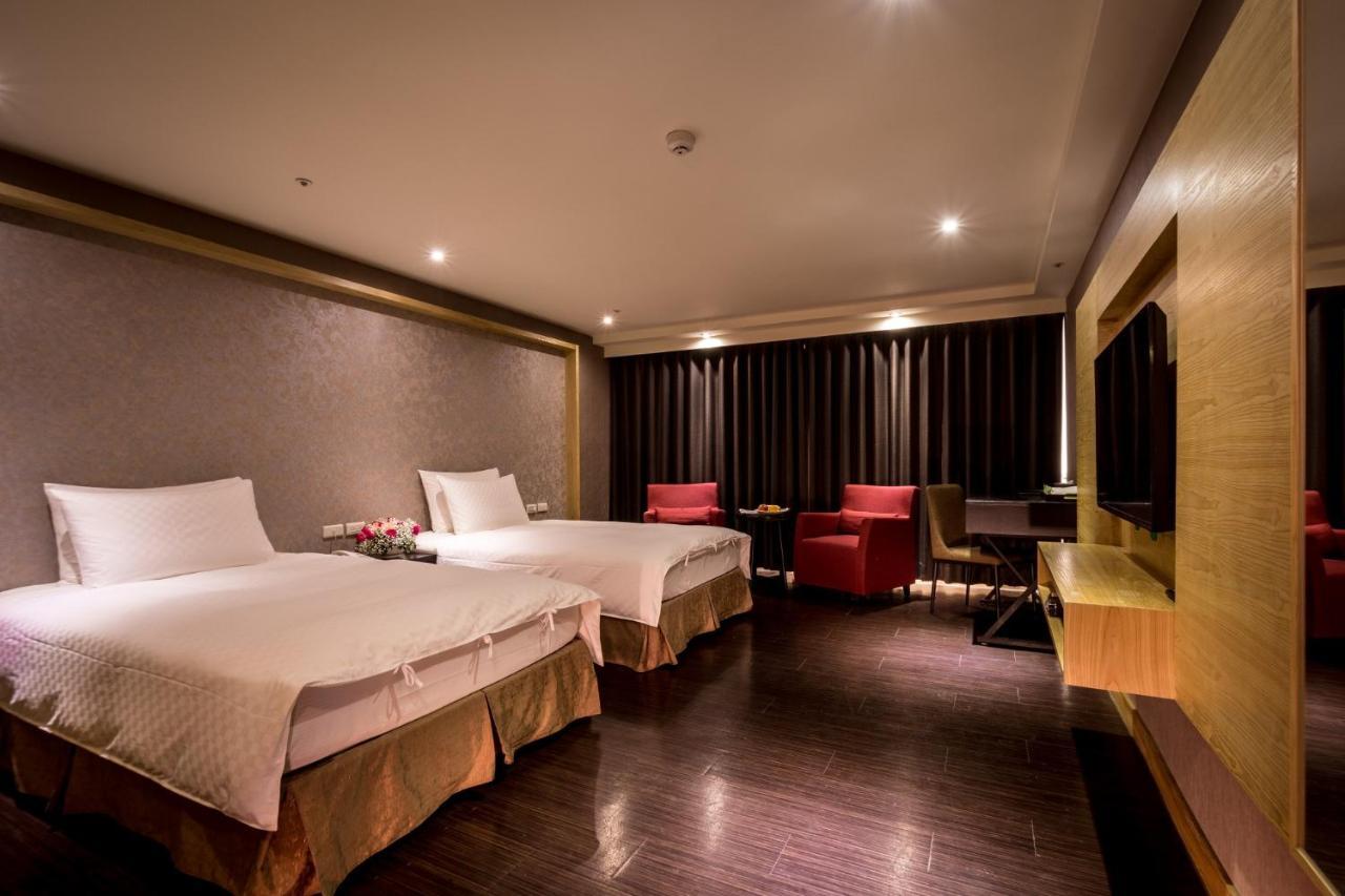 טאינאן Jai Chateau Hotels & Hostels מראה חיצוני תמונה