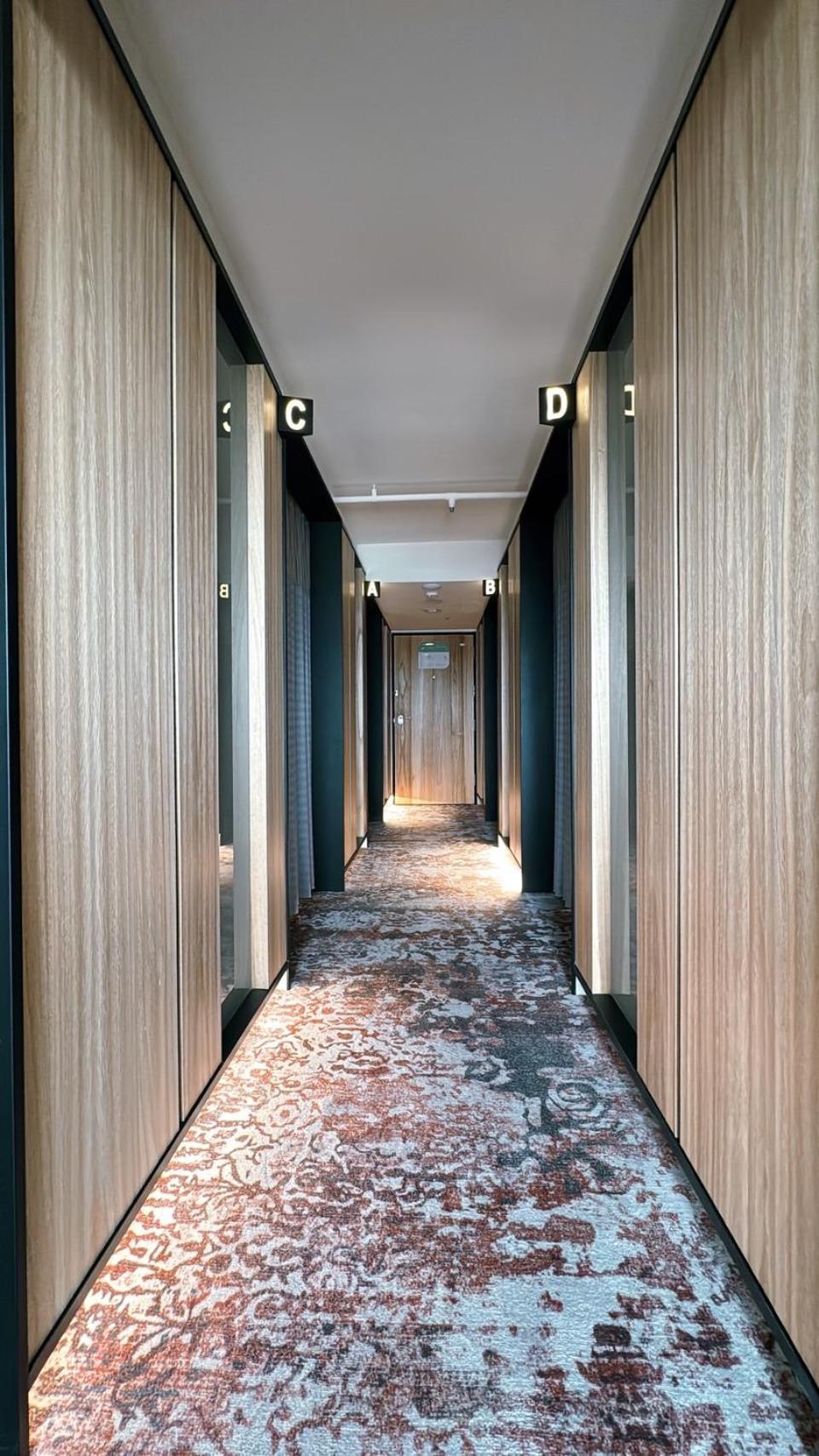 טאינאן Jai Chateau Hotels & Hostels מראה חיצוני תמונה