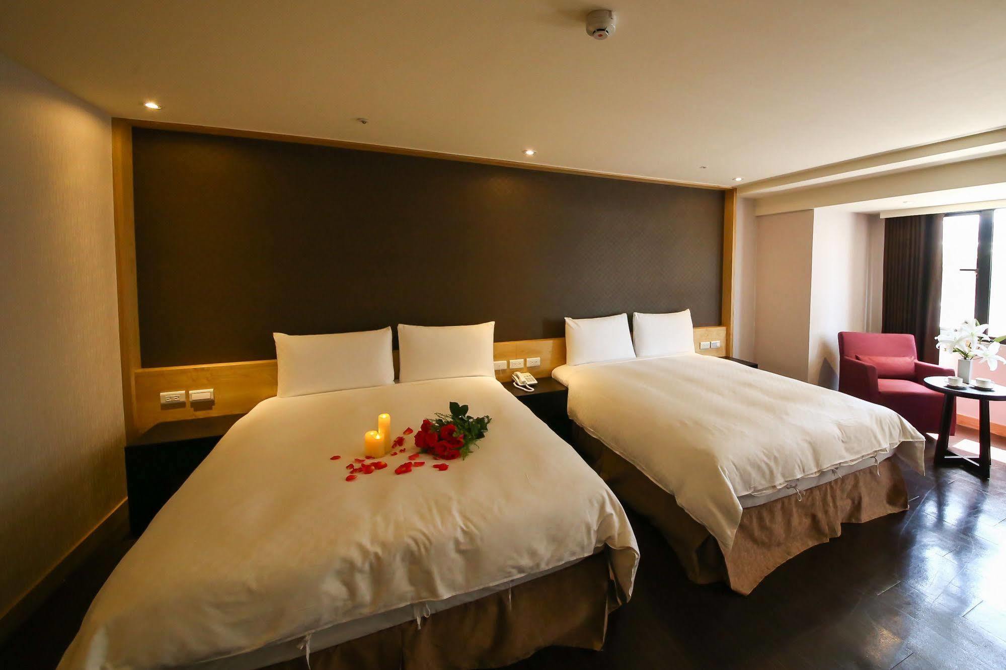 טאינאן Jai Chateau Hotels & Hostels מראה חיצוני תמונה